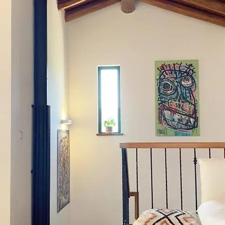 Villa Elegant Art With Pool And Garden Algoz